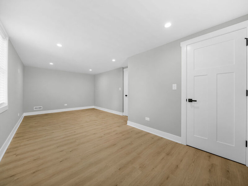 4830 W Crystal Street Chicago IL 60651