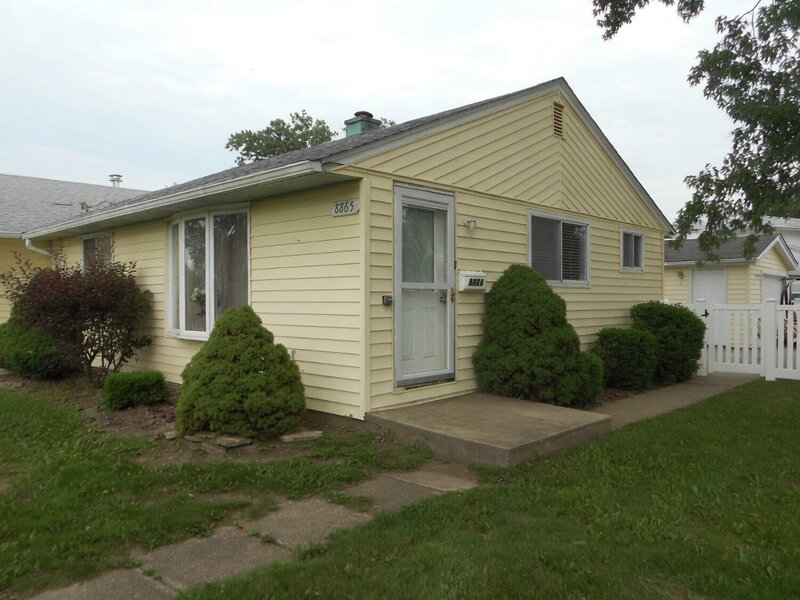 8865 S Ryan Road Hometown IL 60456