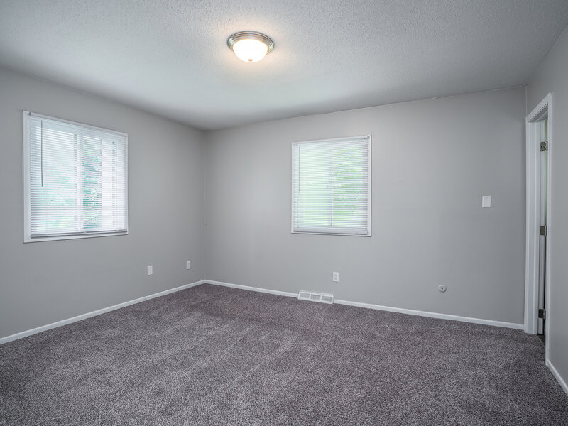 4430 Canterbury Lane Davenport IA 52806