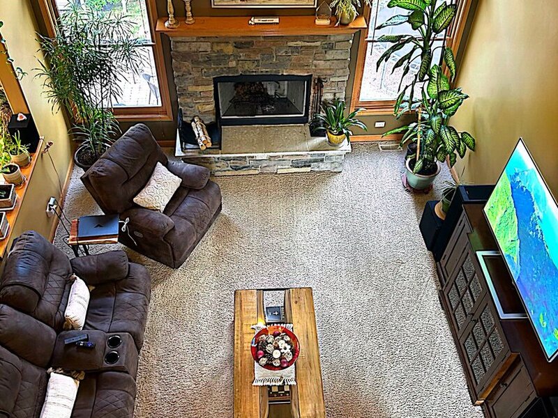 2484 Warwick Court Aurora IL 60503
