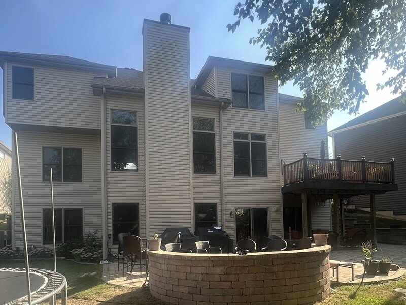2484 Warwick Court Aurora IL 60503