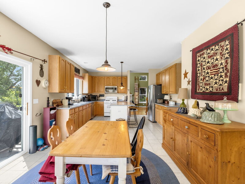 4 Sherwood Court Lake In The Hills IL 60156