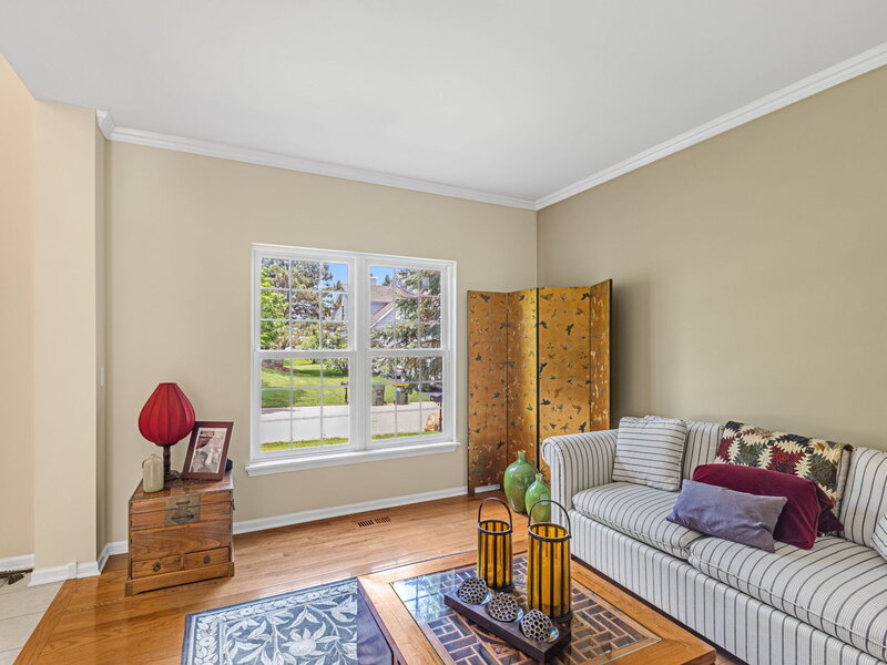 4 Sherwood Court Lake In The Hills IL 60156