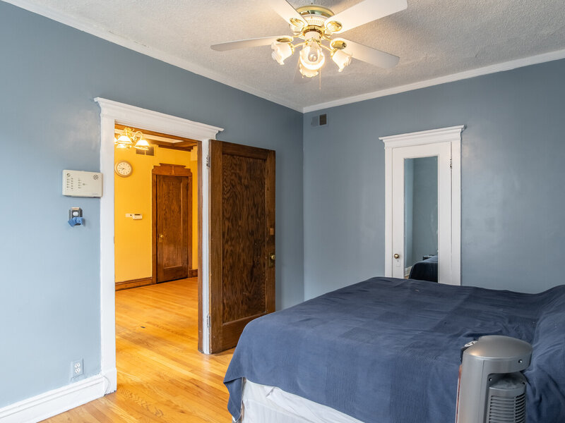 945 E Hyde Park Boulevard Chicago IL 60615