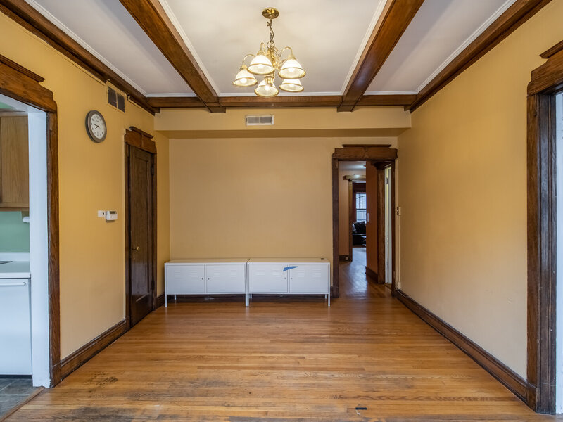 945 E Hyde Park Boulevard Chicago IL 60615