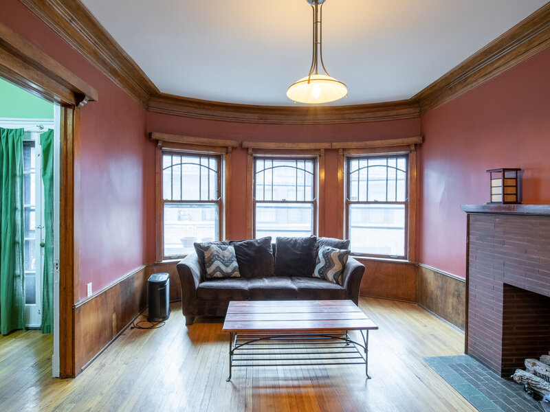 945 E Hyde Park Boulevard Chicago IL 60615