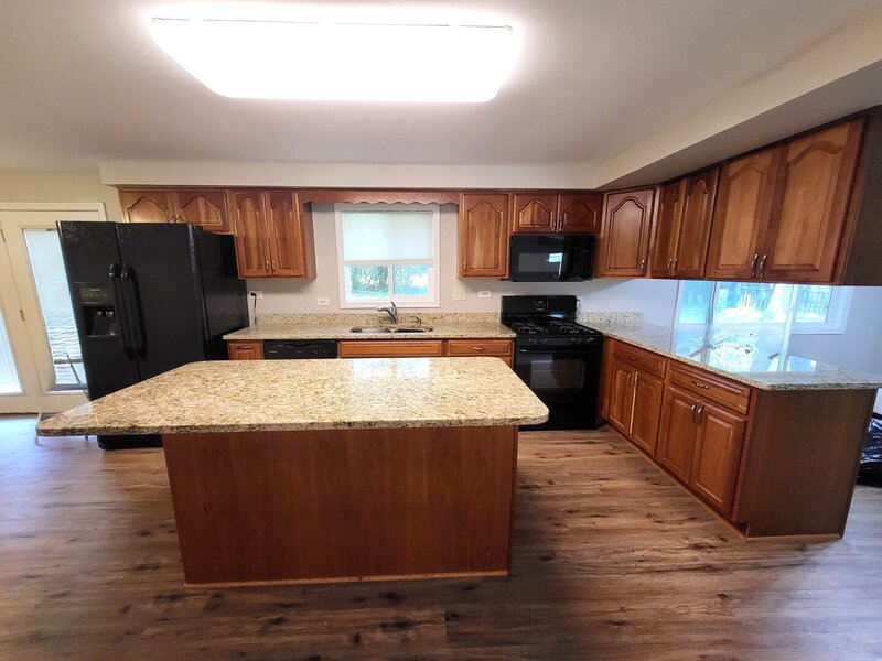 1408 Fairlane Drive Schaumburg IL 60193