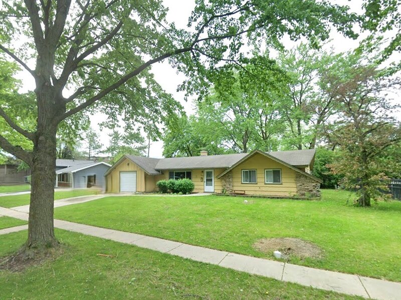 1408 Fairlane Drive Schaumburg IL 60193