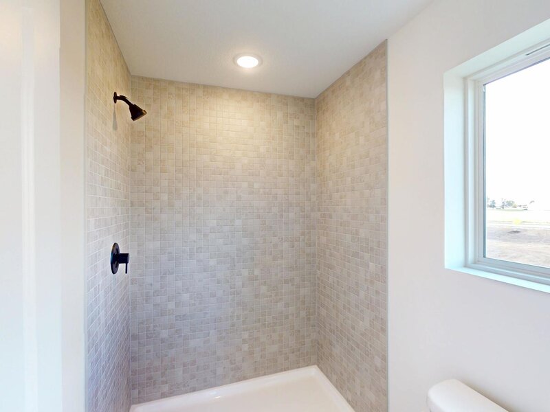5198 Polster Place Bettendorf IA 52722