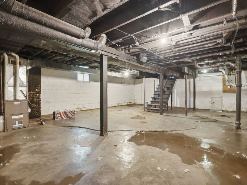 1522 Bridge Avenue Davenport IA 52803