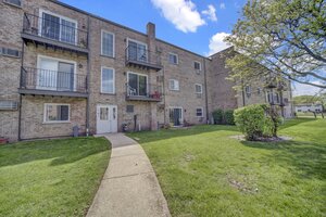 Photo of 167 W Elk Trail Carol Stream IL 60188 Unit 167