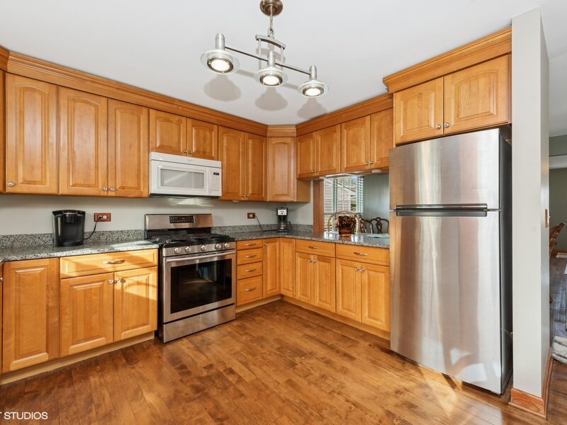 11061 Bayou Court Huntley IL 60142