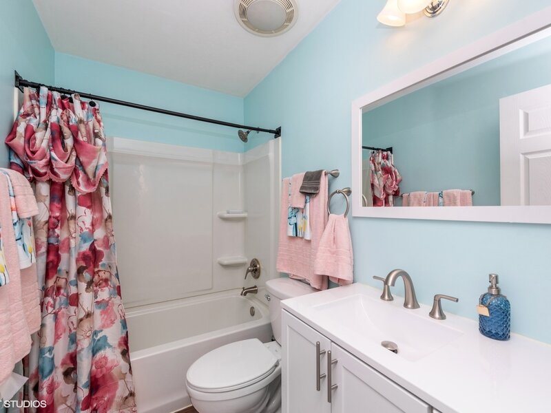 11061 Bayou Court Huntley IL 60142