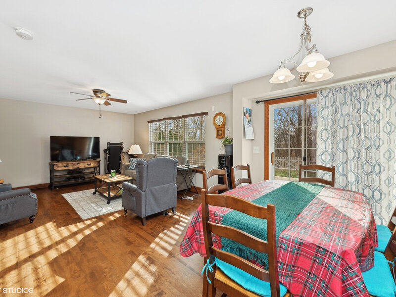 11061 Bayou Court Huntley IL 60142