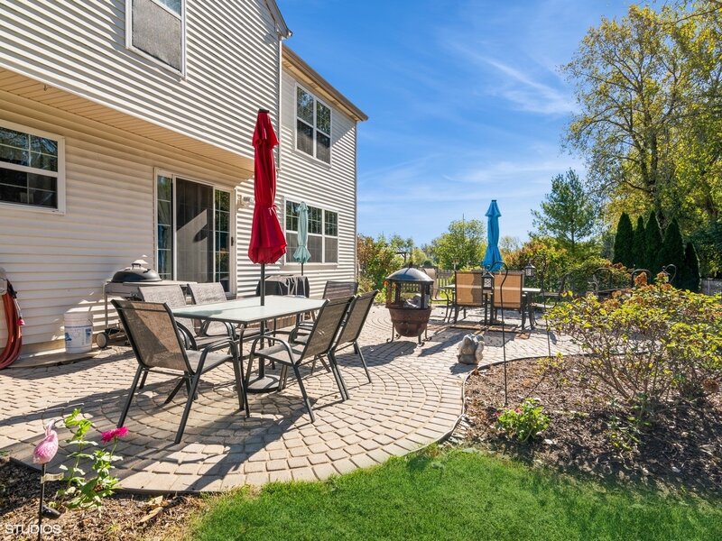 11061 Bayou Court Huntley IL 60142