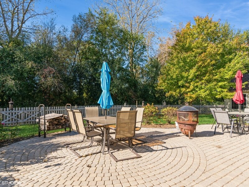 11061 Bayou Court Huntley IL 60142