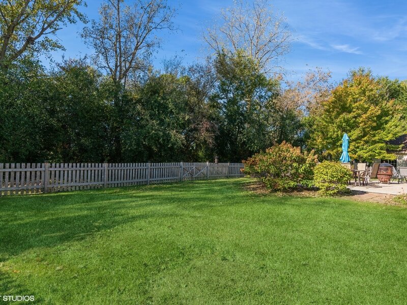 11061 Bayou Court Huntley IL 60142