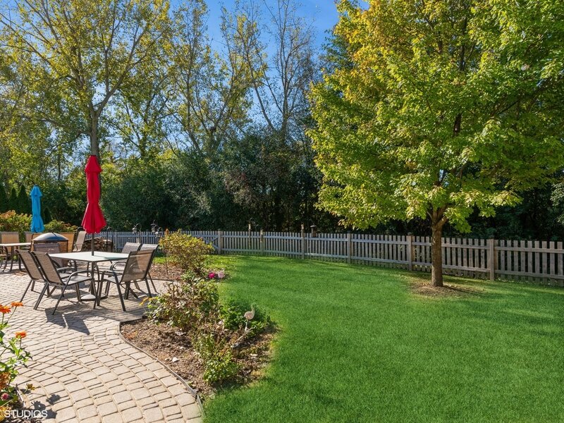 11061 Bayou Court Huntley IL 60142
