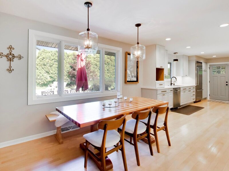 1500 W Blackhawk Drive Mount Prospect IL 60056