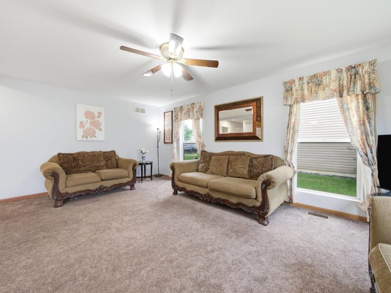 601 Greystone Lane Bolingbrook IL 60440