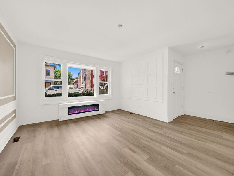 9117 S Brandon Avenue Chicago IL 60617