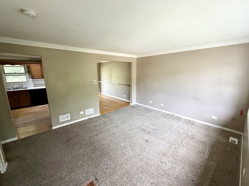 28 Bolles Avenue West Chicago IL 60185