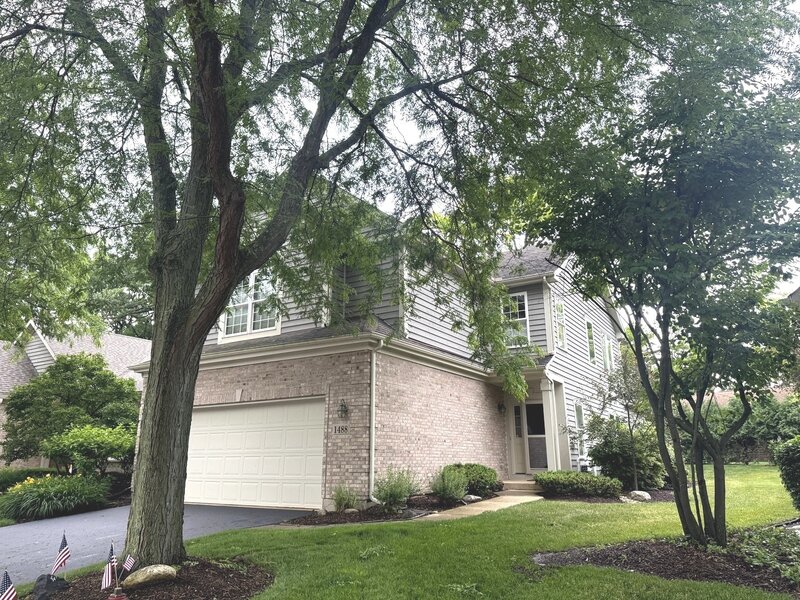 1488 White Oak Lane Woodstock IL 60098