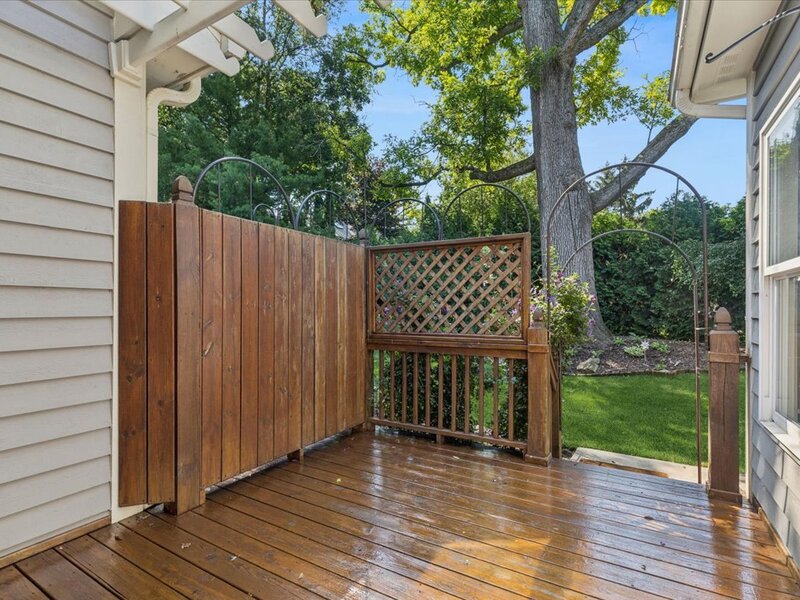 1488 White Oak Lane Woodstock IL 60098