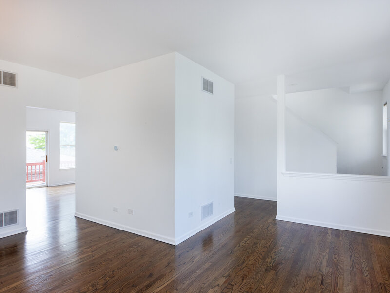 4257 N Kolmar Avenue Chicago IL 60641