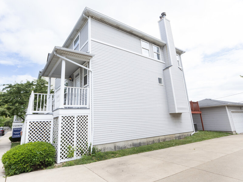 4257 N Kolmar Avenue Chicago IL 60641