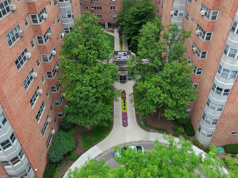 4980 N Marine Drive Chicago IL 60640