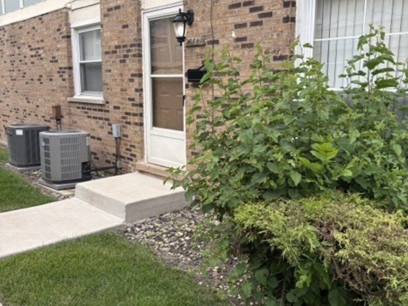 20114 Oak Lane Lynwood IL 60411