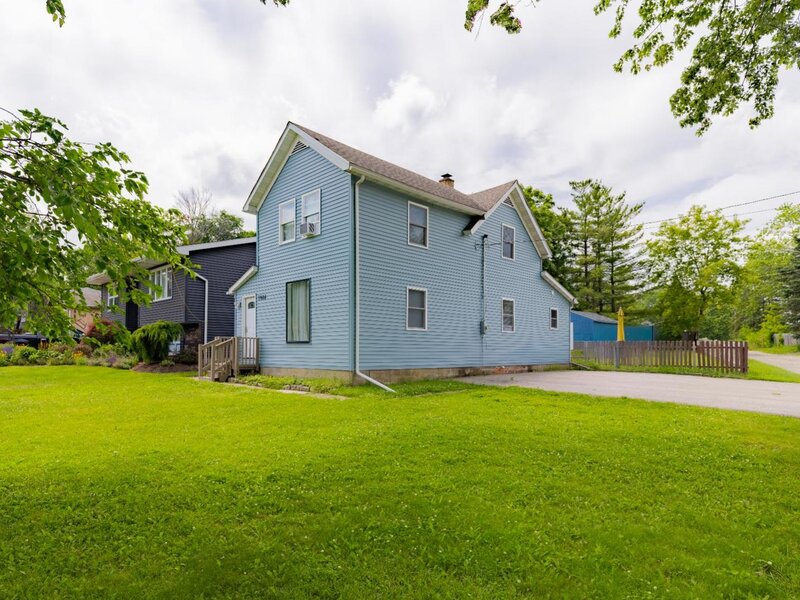 1904 Ezra Avenue Zion IL 60099