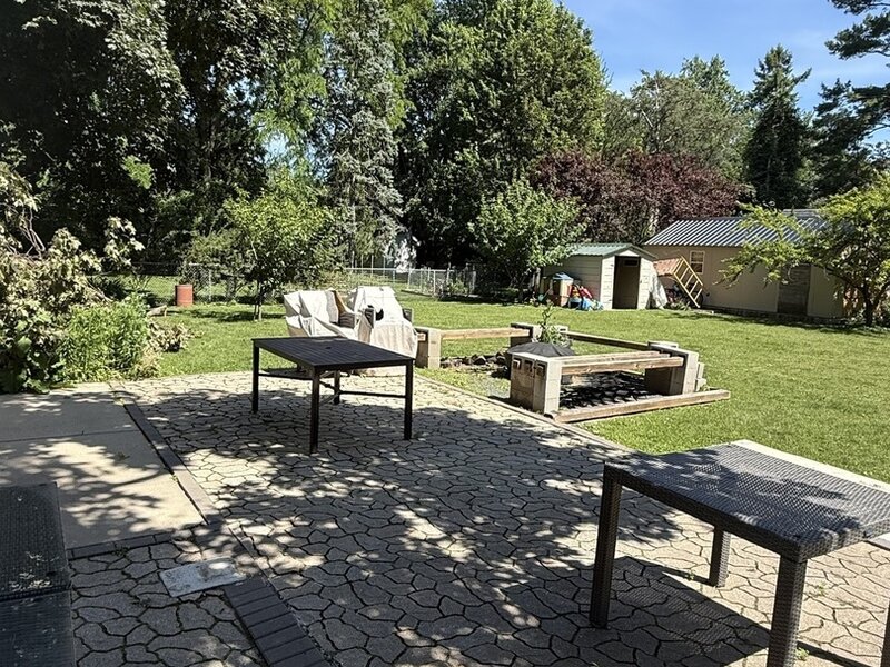 47 W Algonquin Road Des Plaines IL 60016