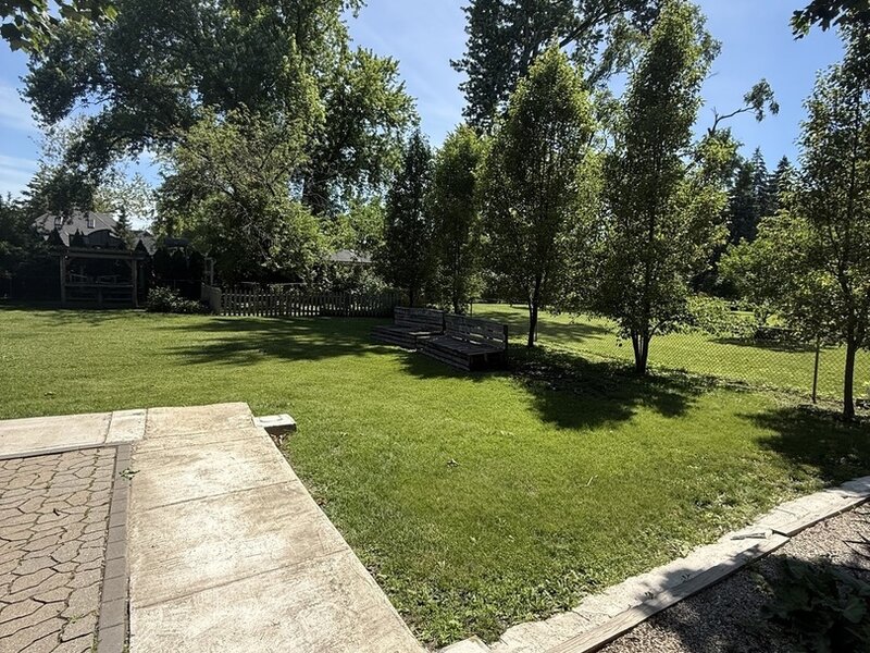47 W Algonquin Road Des Plaines IL 60016