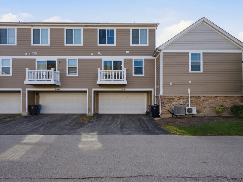 176 Goldenrod Drive Elgin IL 60124