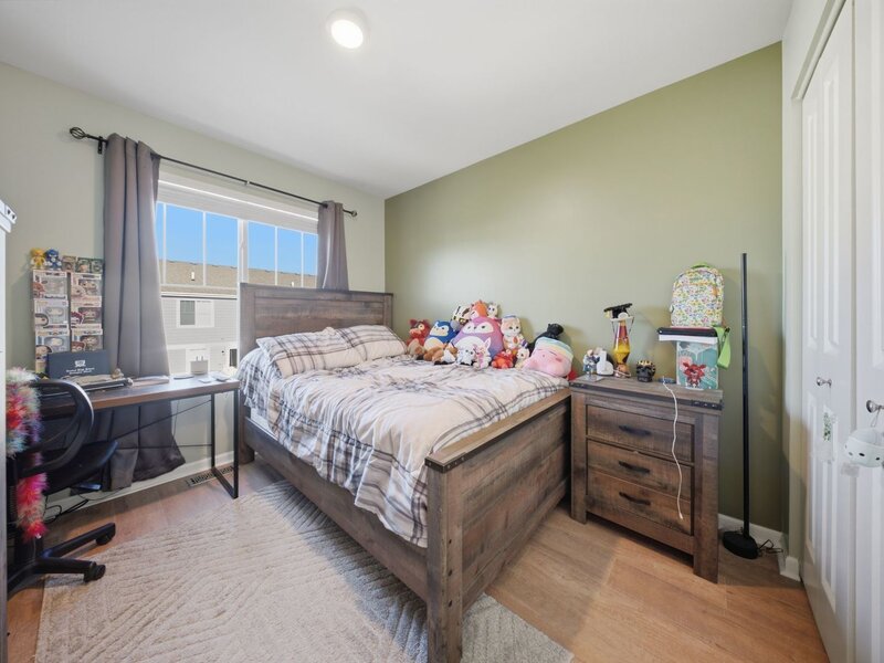 176 Goldenrod Drive Elgin IL 60124