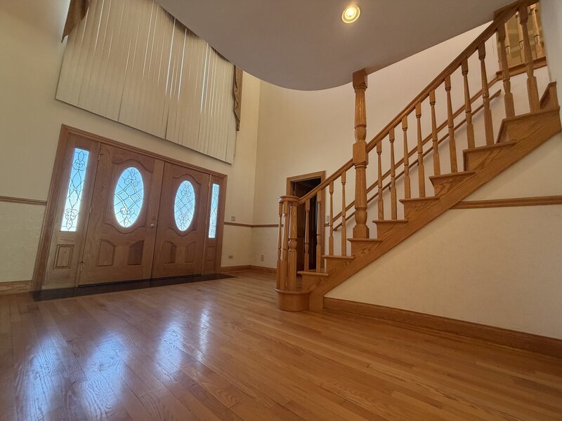 1004 Saddle Lane Lemont IL 60439