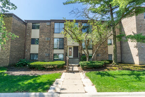 Photo of 178 Dunteman Drive Glendale Heights IL 60139 Unit 302