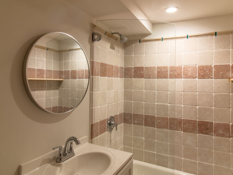 6334 S Saint Lawrence Avenue Chicago IL 60637