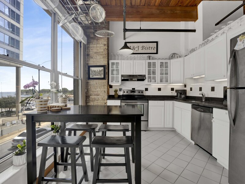 540 N Lake Shore Drive Chicago IL 60611