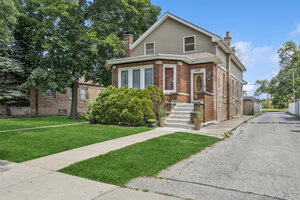 Photo of 10745 S Church Street Chicago IL 60643