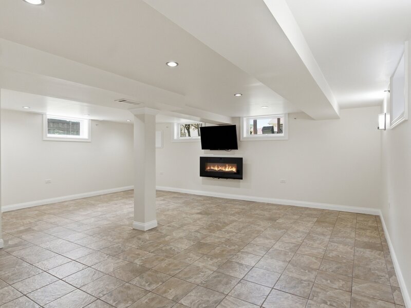 5422 S Sayre Avenue Chicago IL 60638