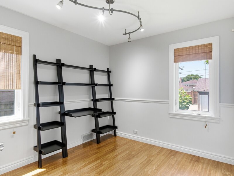 5422 S Sayre Avenue Chicago IL 60638