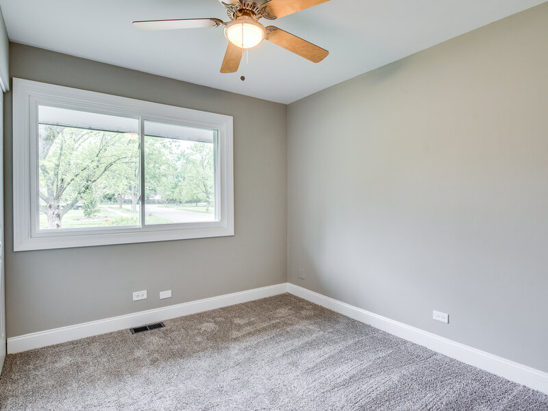 106 Foxcroft Road Naperville IL 60565