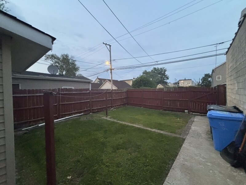 13515 S Baltimore Avenue Chicago IL 60633