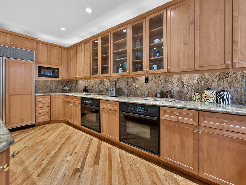 41 Barlow Drive St. Charles IL 60175