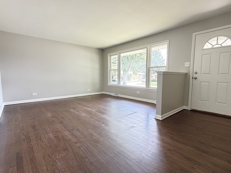 17060 Wausau Avenue South Holland IL 60473