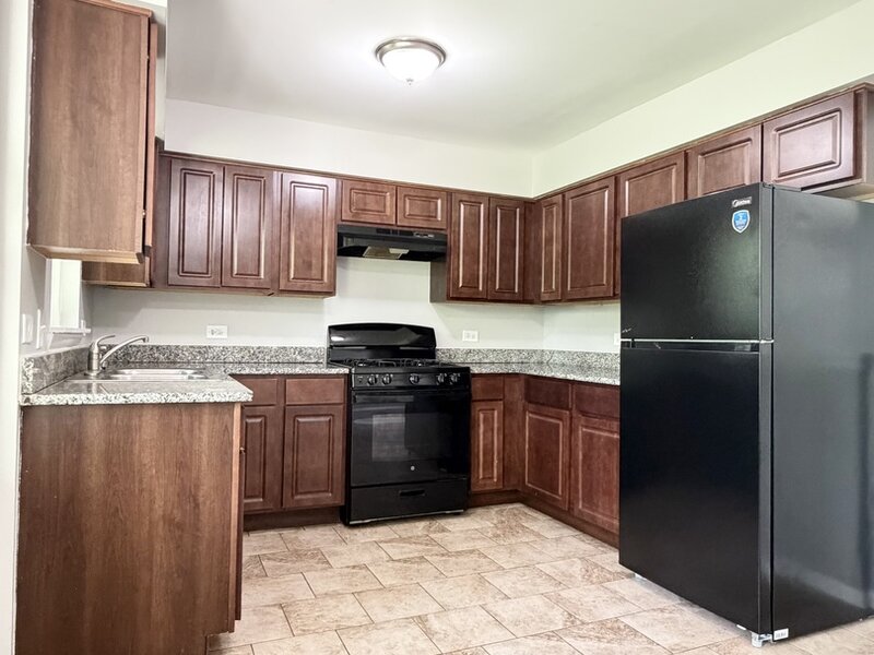 17060 Wausau Avenue South Holland IL 60473