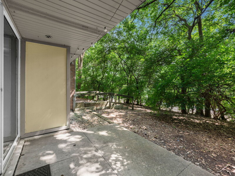 6010 Forest View Road Lisle IL 60532